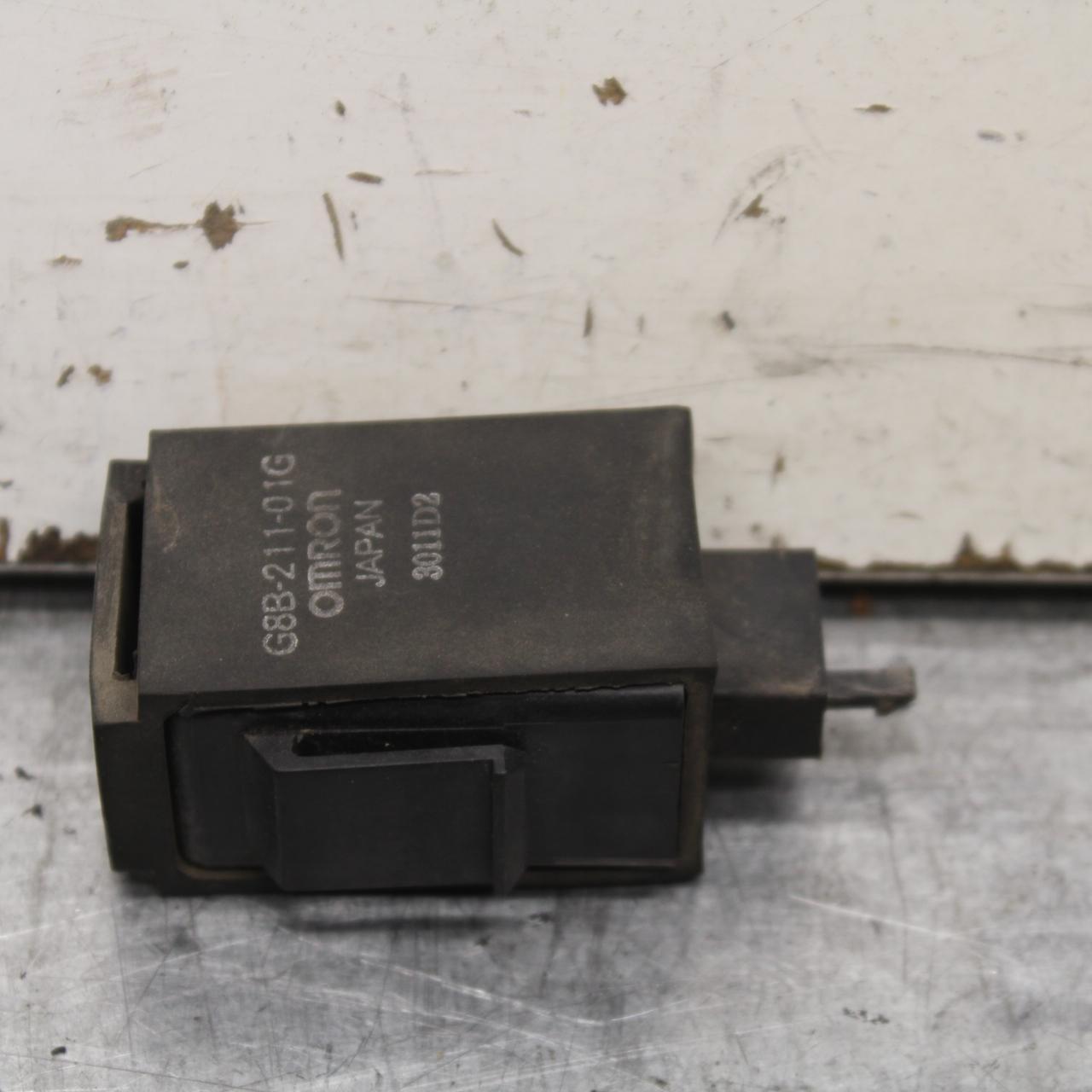 01-02 HONDA SHADOW SPIRIT 750 TURN SIGNAL BLINKER RELAY FLASHER SWITCH BB632