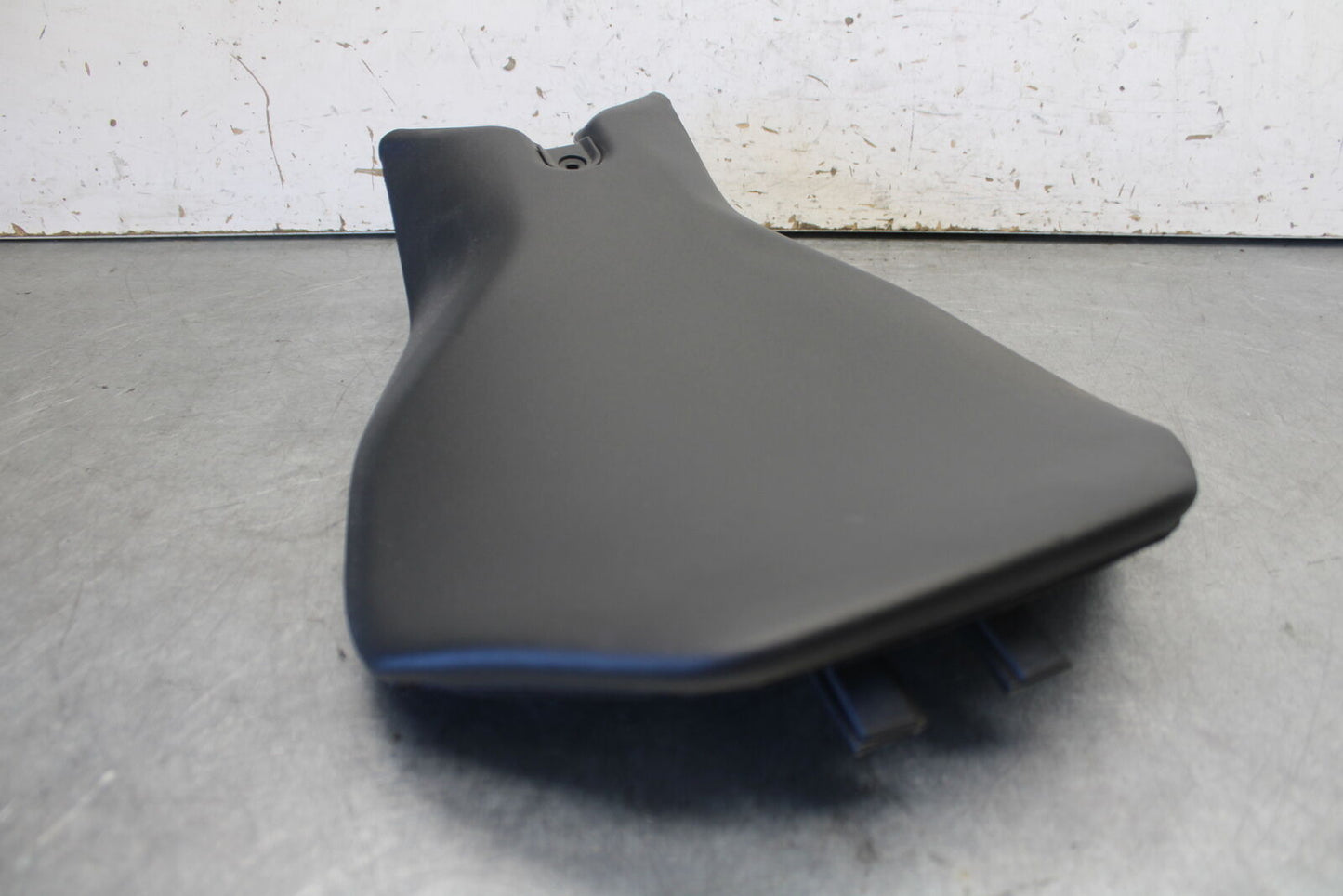 12-15 DUCATI 1199 PANIGALE FRONT DRIVERS SEAT PAD SADDLE PILLION BB699