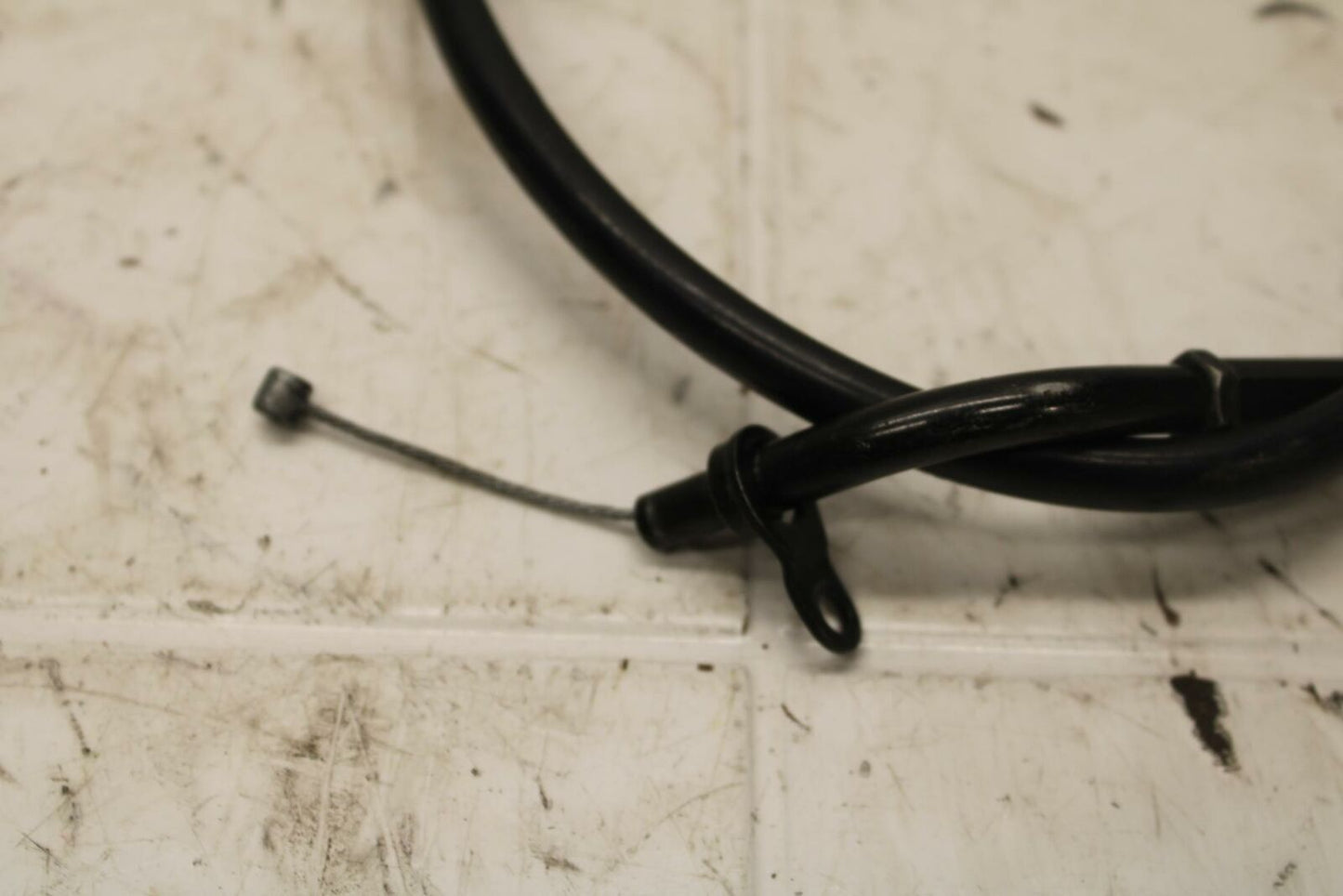 89-90 SUZUKI GSXR750L THROTTLE CABLES LINES BB24