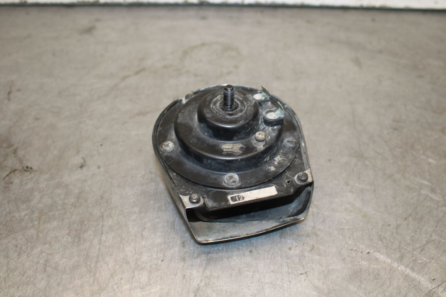 87-03 SUZUKI INTRUDER 1400 VS1400GLP HORN SIGNAL BB702