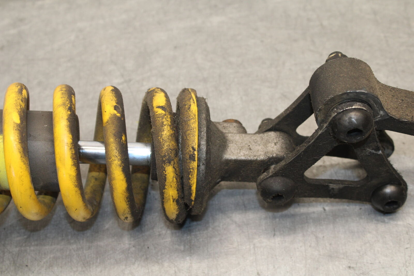 07-08 TRIUMPH DAYTONA 675 REAR BACK SHOCK ABSORBER SUSPENSION T2053100 BB685