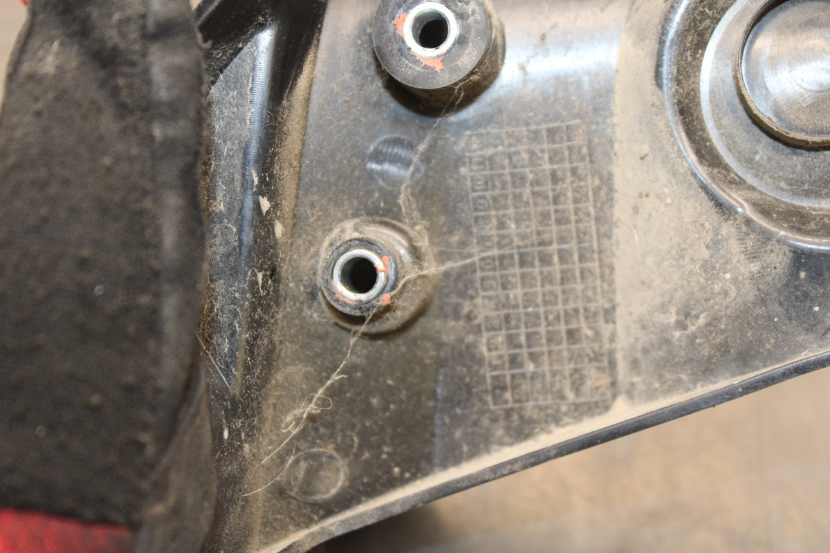 22-25 YAMAHA YZF R7 ENGINE SPROCKET COVER BB940