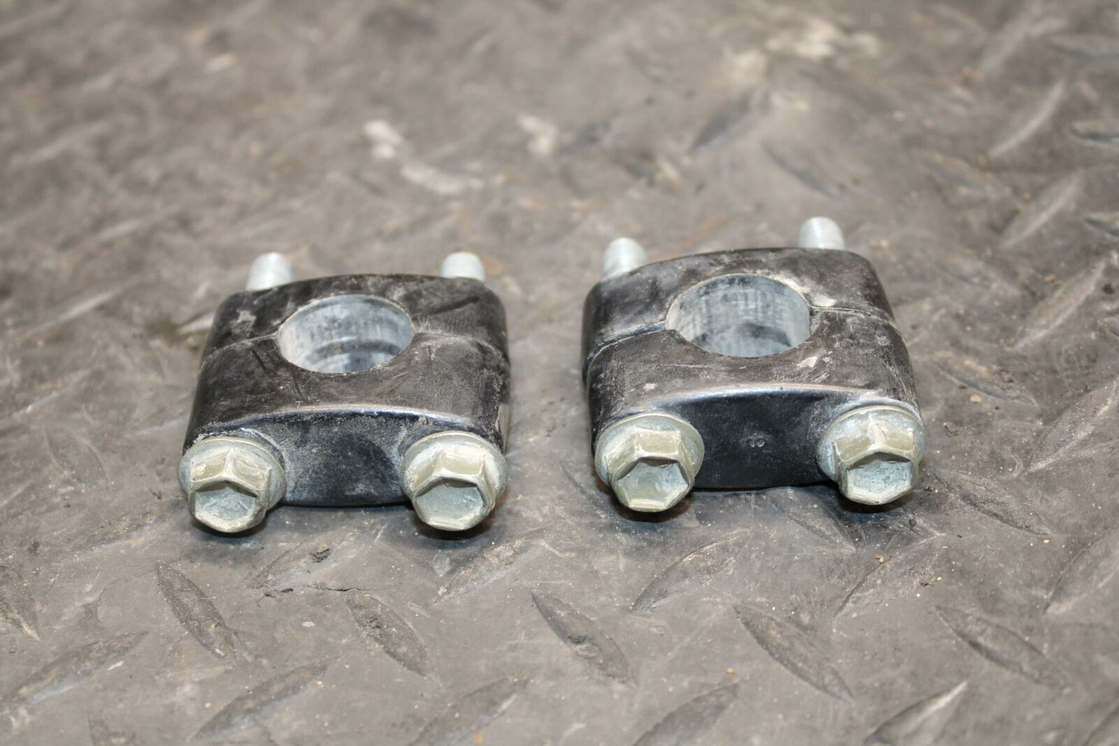 03-06 SUZUKI QUADSPORT Z400 HANDLEBAR RISERS CLAMPS BB207