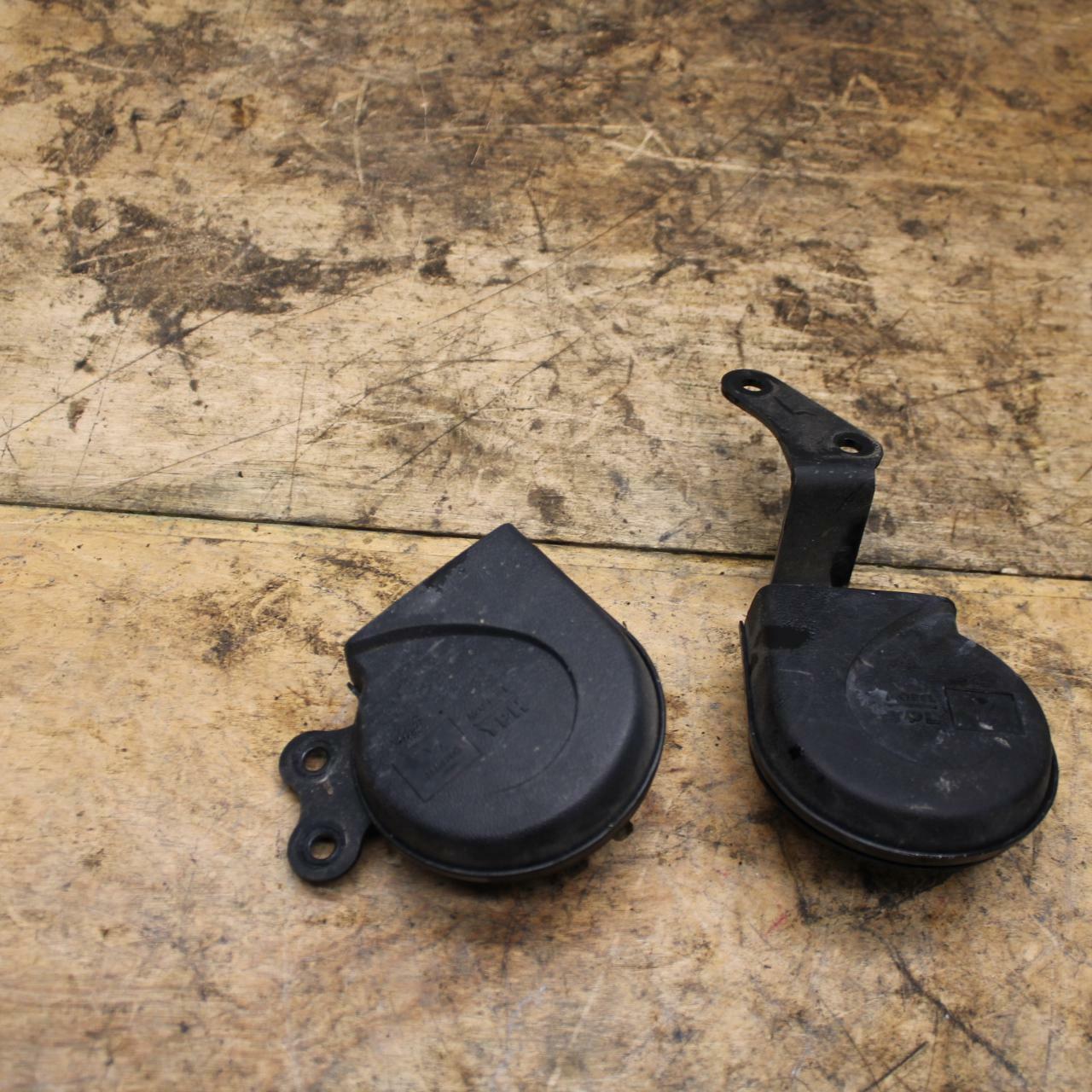 99-03 YAMAHA ROAD STAR XV1600A HORN SIGNAL BB344