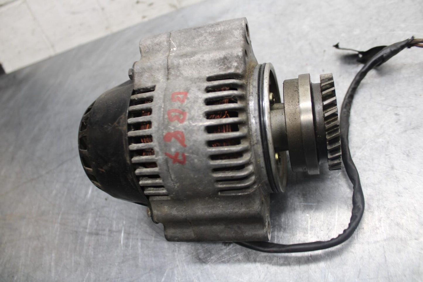 1986 Suzuki GSXR1100 ENGINE MOTOR GENERATOR ALTERNATOR BB43
