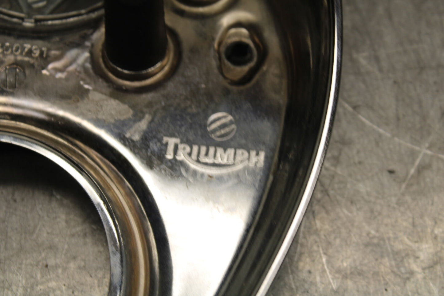 14-16 TRIUMPH AMERICA LT GAS TANK CAP COVER TRIM PANELCOWL FAIRING BB720