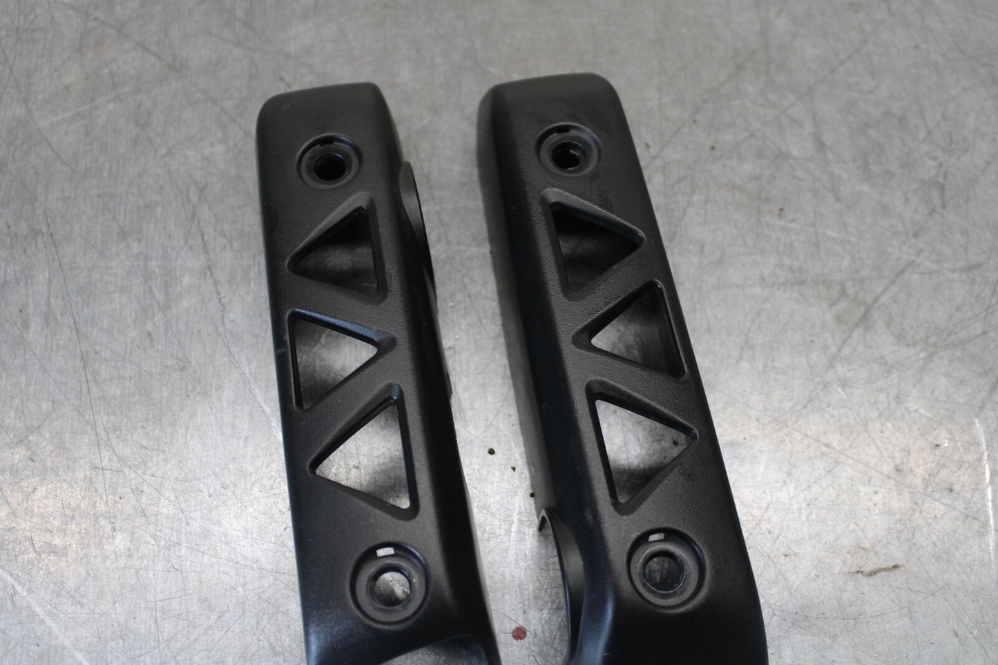 17-24 SUZUKI SV650 ENGINE RADIATOR COVER COOLING RADIATER GUARD BB706