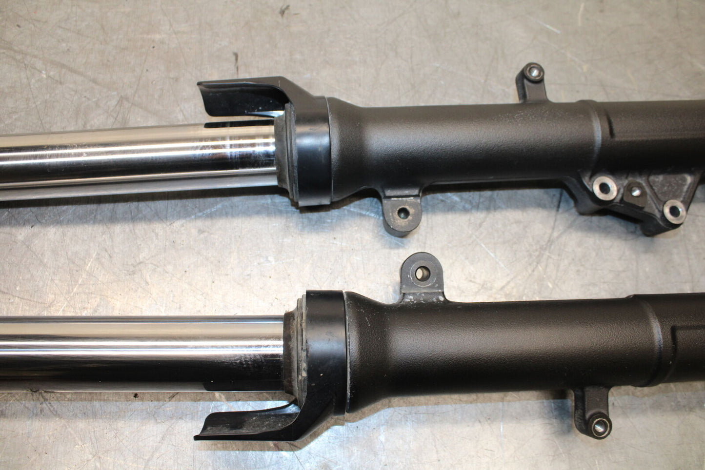19-22 KAWASAKI Z400 FRONT FORKS SHOCK SUSPENSION SET PAIR BB708