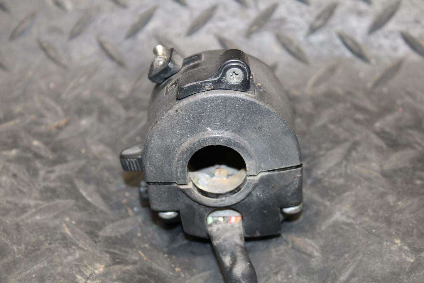 78 SUZUKI GS550E LEFT CLIP ON HANDLE HORN SIGNALS SWITCH SWITCHES BB212