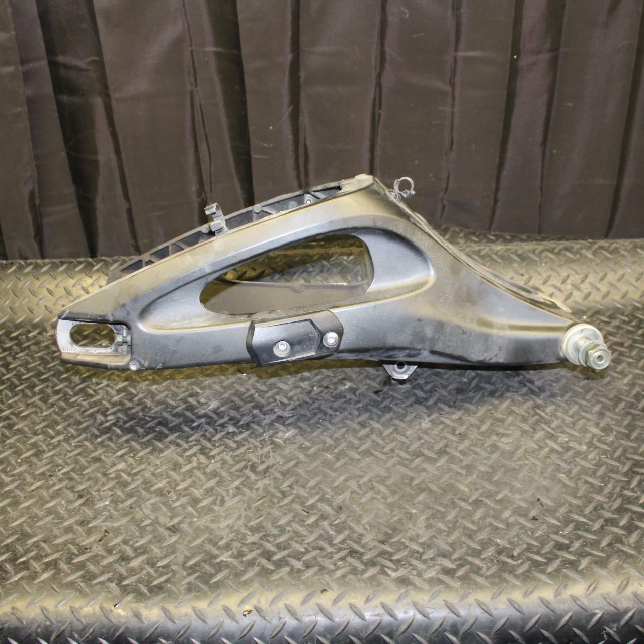 01-06 YAMAHA YZF R6S REAR SWINGARM BACK SUSPENSION SWING ARM BB169