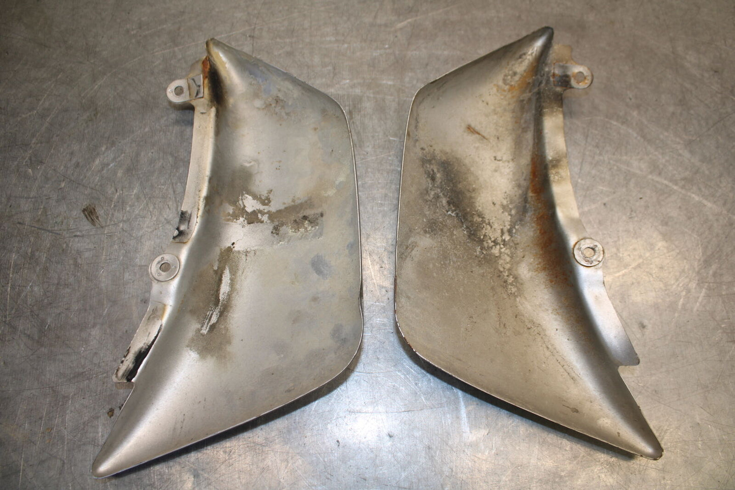 87-03 SUZUKI INTRUDER 1400 VS1400GLP SIDE COVER PANEL COWL FAIRING BB702