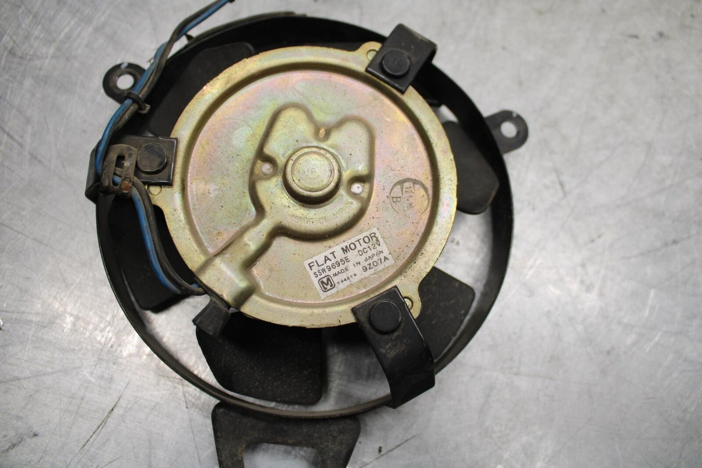 96-07 YAMAHA YZF600R RIGHT ENGINE RADIATOR COOLING FAN MOTOR BB427