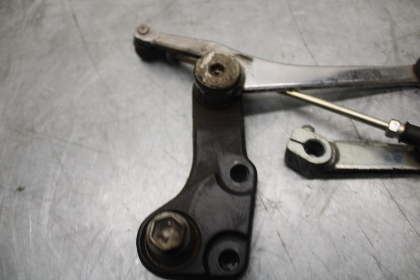 2016 Suzuki Bandit 1250S GSF1250SA ABS SHIFTER LINKAGE SHIFT LINK PEDAL BB509