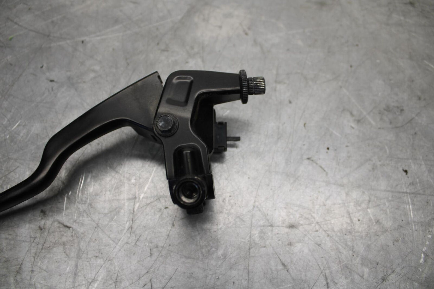 18 KAWASAKI Z 400 CLUTCH PERCH MOUNT WITH LEVER BB469