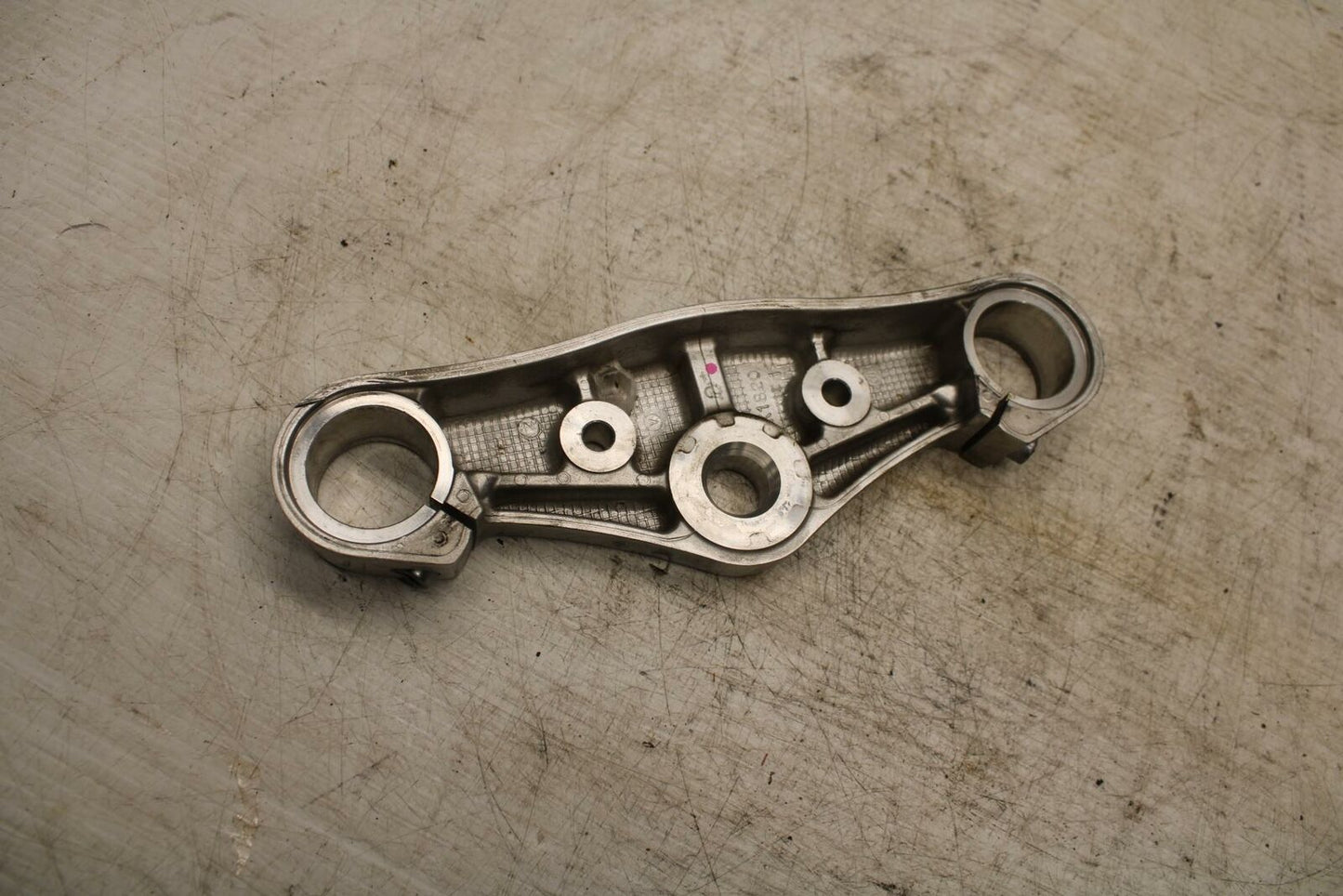 06-21 KAWASAKI VULCAN 900 FORKS UPPER TRIPLE TREE CLAMP BB363