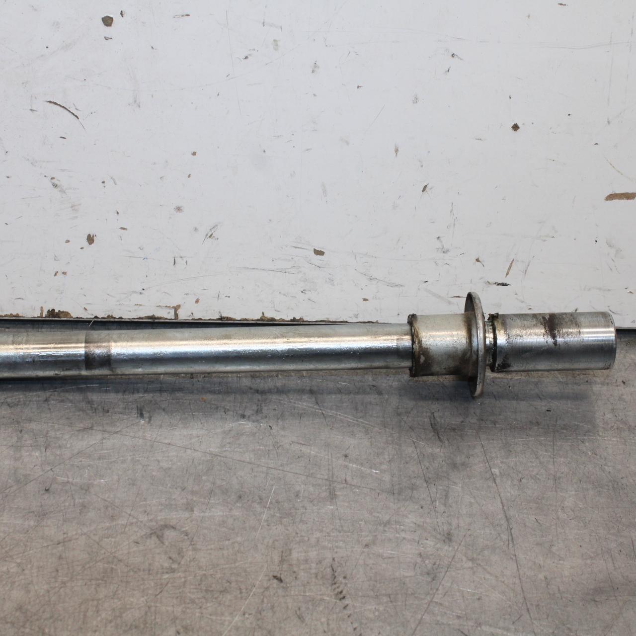 2013 Suzuki Boulevard C50T FRONT WHEEL RIM AXLE PIVOT BOLT BB625