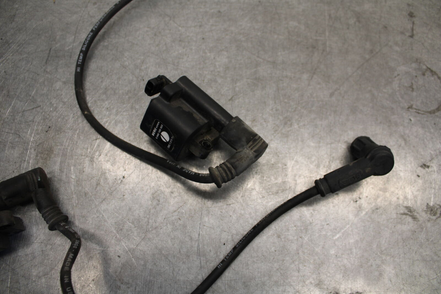 06-07 DUCATI MONSTER 695 IGNITION COILS COIL SPARK PLUG CAPS BB674
