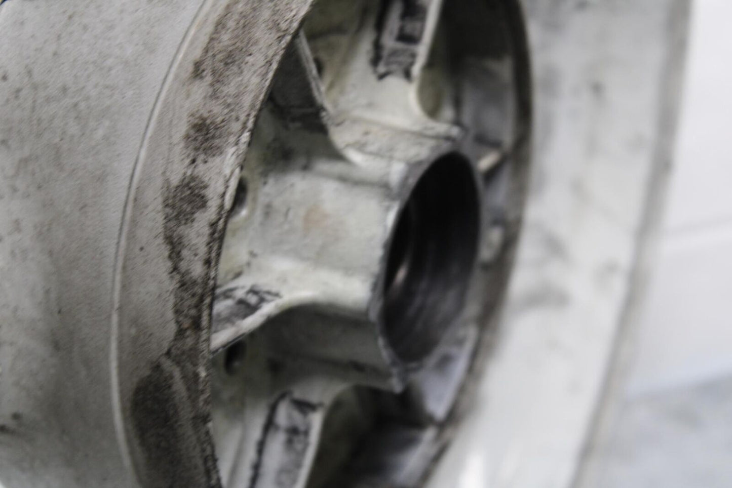 1999 Suzuki GSXR600 REAR WHEEL AND ROTOR BACK BRAKE DISC BB580
