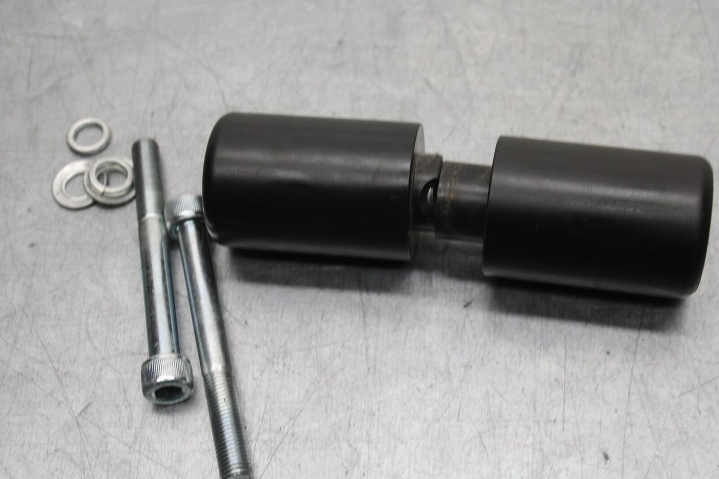 1999 Suzuki GSXR600 SWINGARM SPOOLS SPOOL SET PAIR BB580