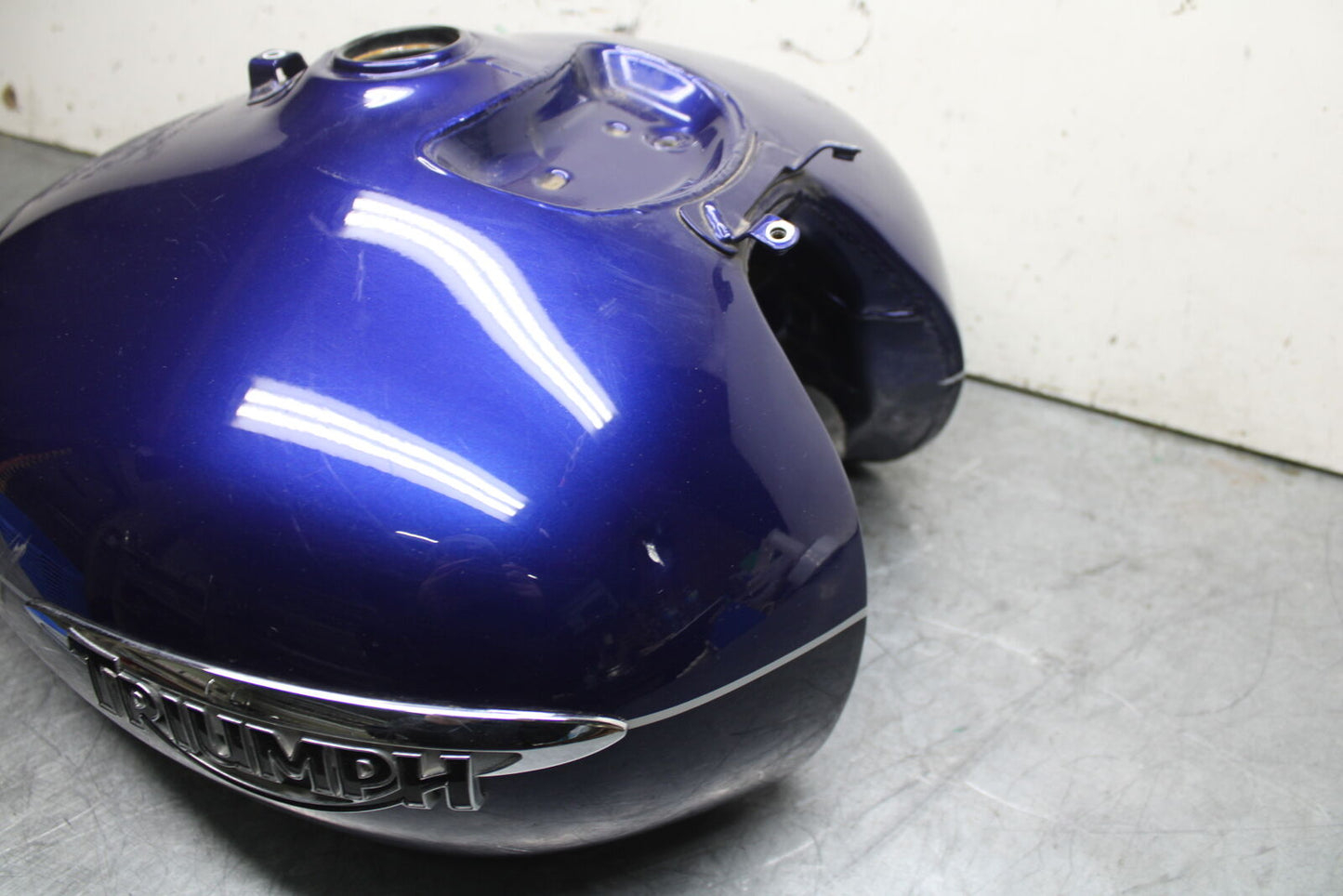 14-16 TRIUMPH AMERICA LT GAS TANK FUEL PETROL RESERVOIR BB720