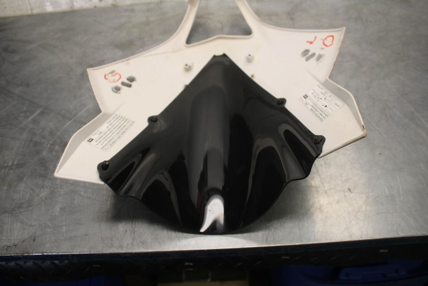 2010 Aprilia RSV1000R FRONT UPPER NOSE FAIRING COWL SHROUD BB513
