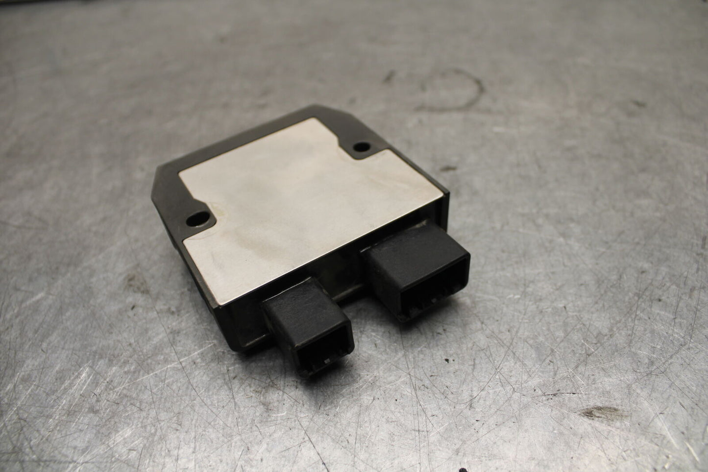 17-21 HONDA CBR1000RR SP RECTIFIER VOLTAGE REGULATOR BB681