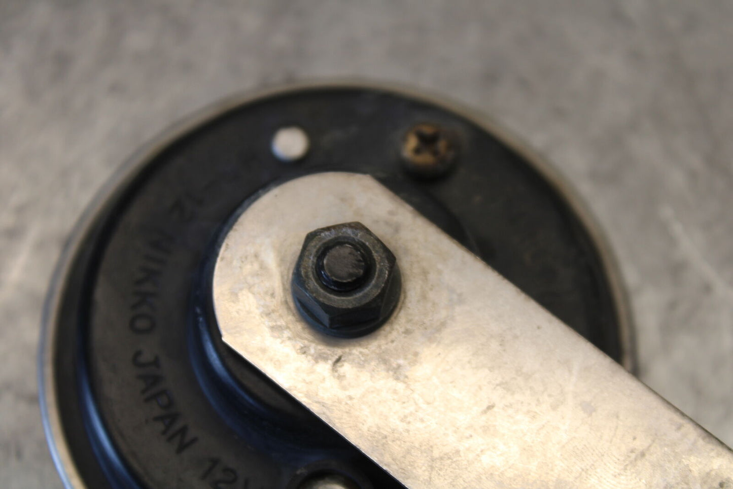 03-07 SUZUKI SV1000S HORN SIGNAL BB657