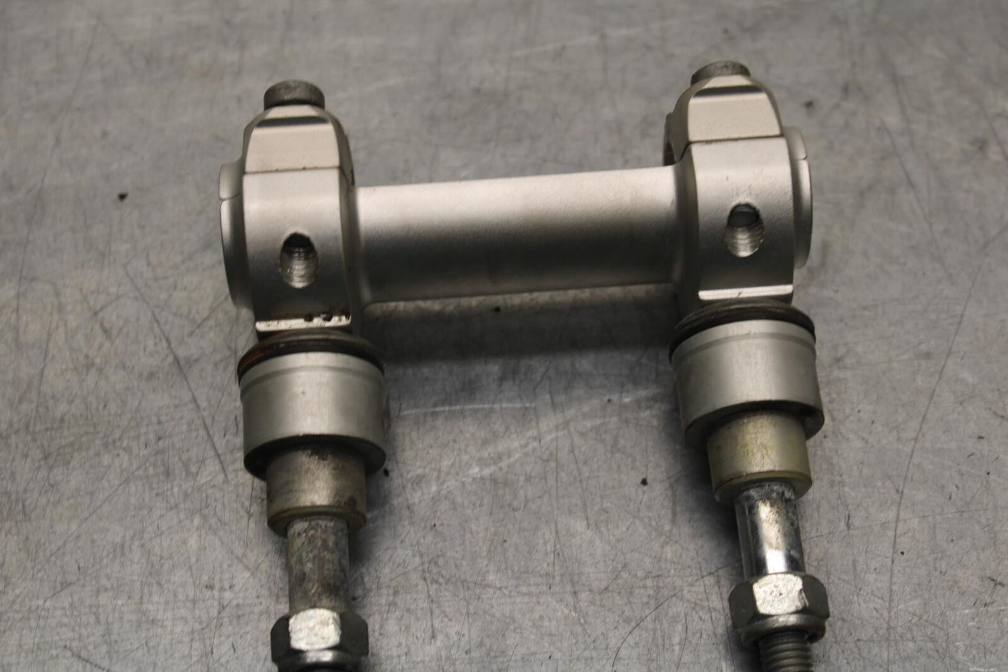 07-11 KTM 990 SUPER DUKE HANDLEBAR RISERS BB578