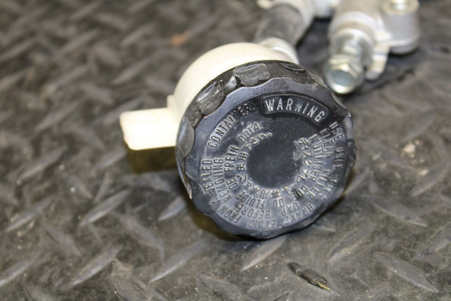 03-08 KAWASAKI VULCAN 1600 REAR BACK BRAKE MASTER CYLINDER W RESERVOIR BB193