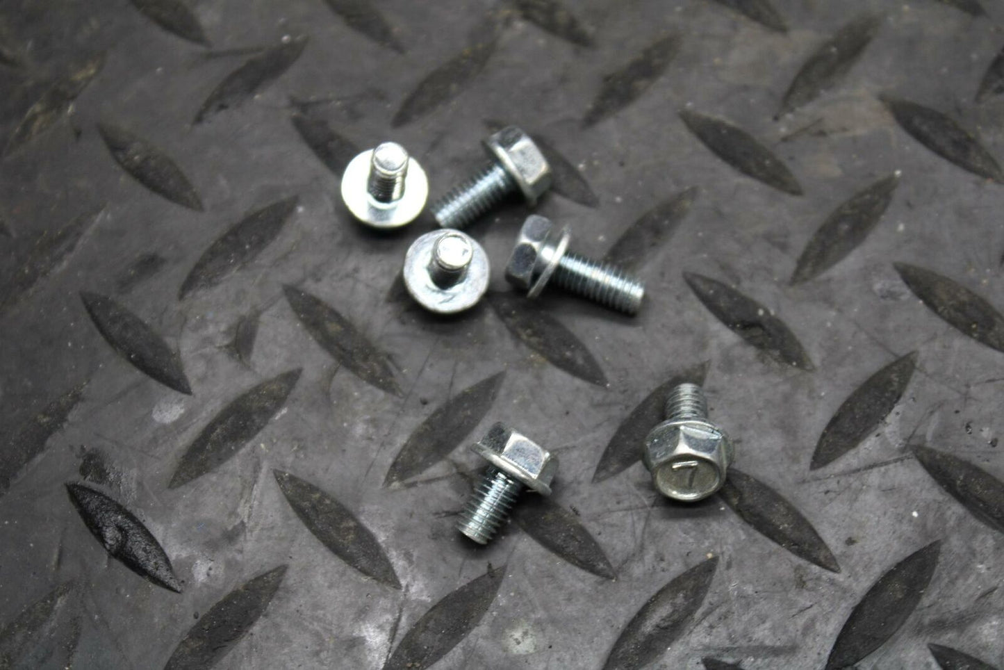 17 KAWASAKI NINJA 300 GAS TANK SUBFRAME BRACKETS MOUNTS BB215