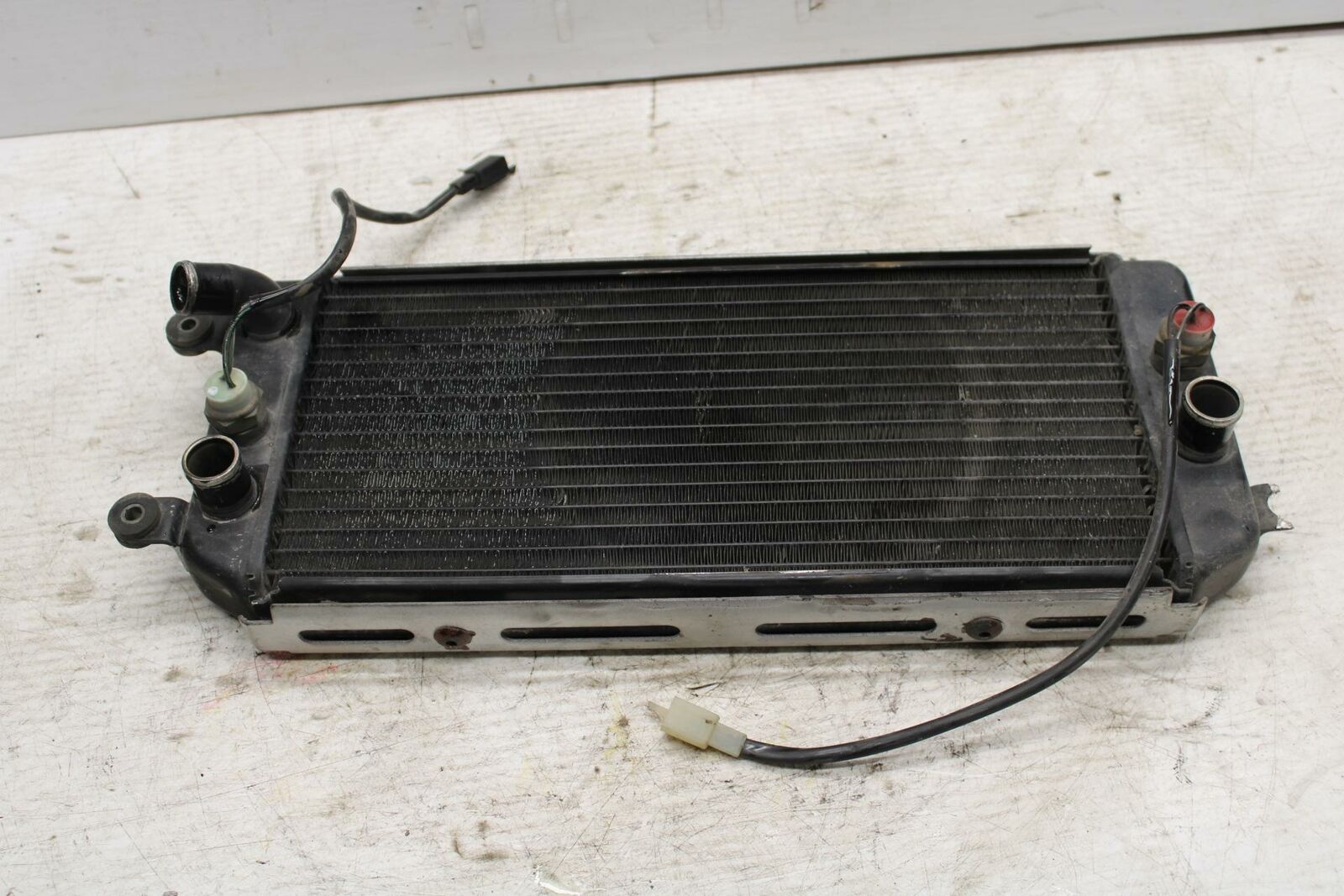 00-04 SUZUKI MARAUDER 800 VZ800 ENGINE COOLER COOLING RADIATOR RADIATER BB305