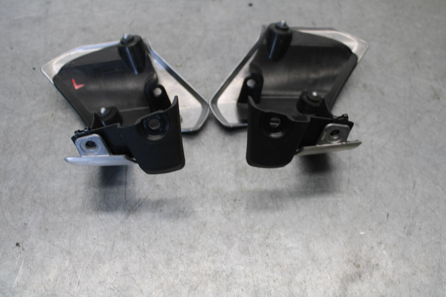 19-21 TRIUMPH SPEED TWIN 1200 RIGHT LEFT AIRBOX PANELS COVERS TRIM SET BB653