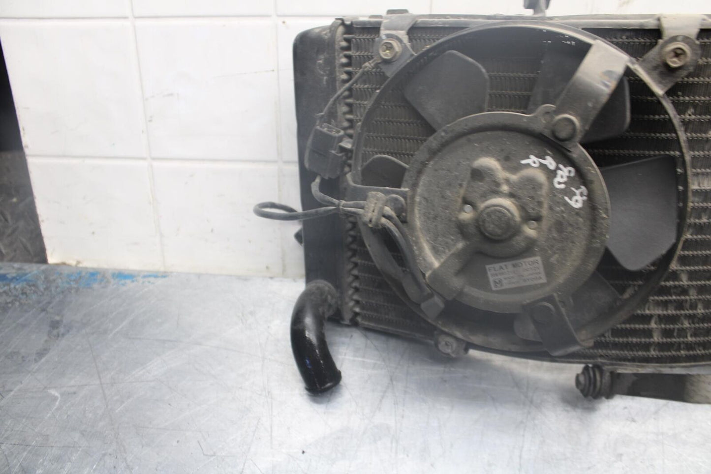 98-99 HONDA CBR900RR ENGINE RADIATOR MOTOR COOLER COOLING RADIATER BB458