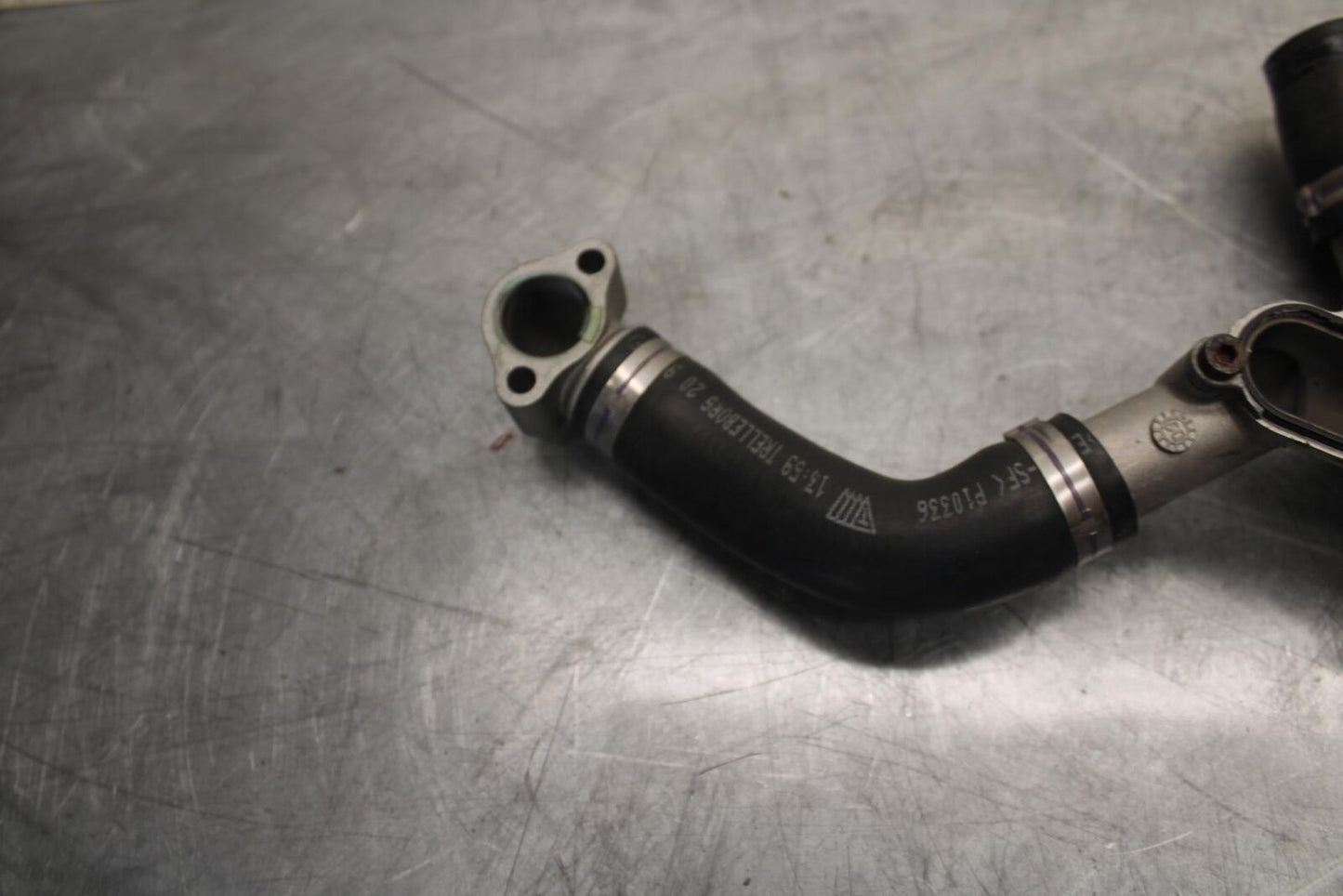 2010 Aprilia RSV1000R ENGINE WATER COOLANT PUMP COVER BB513