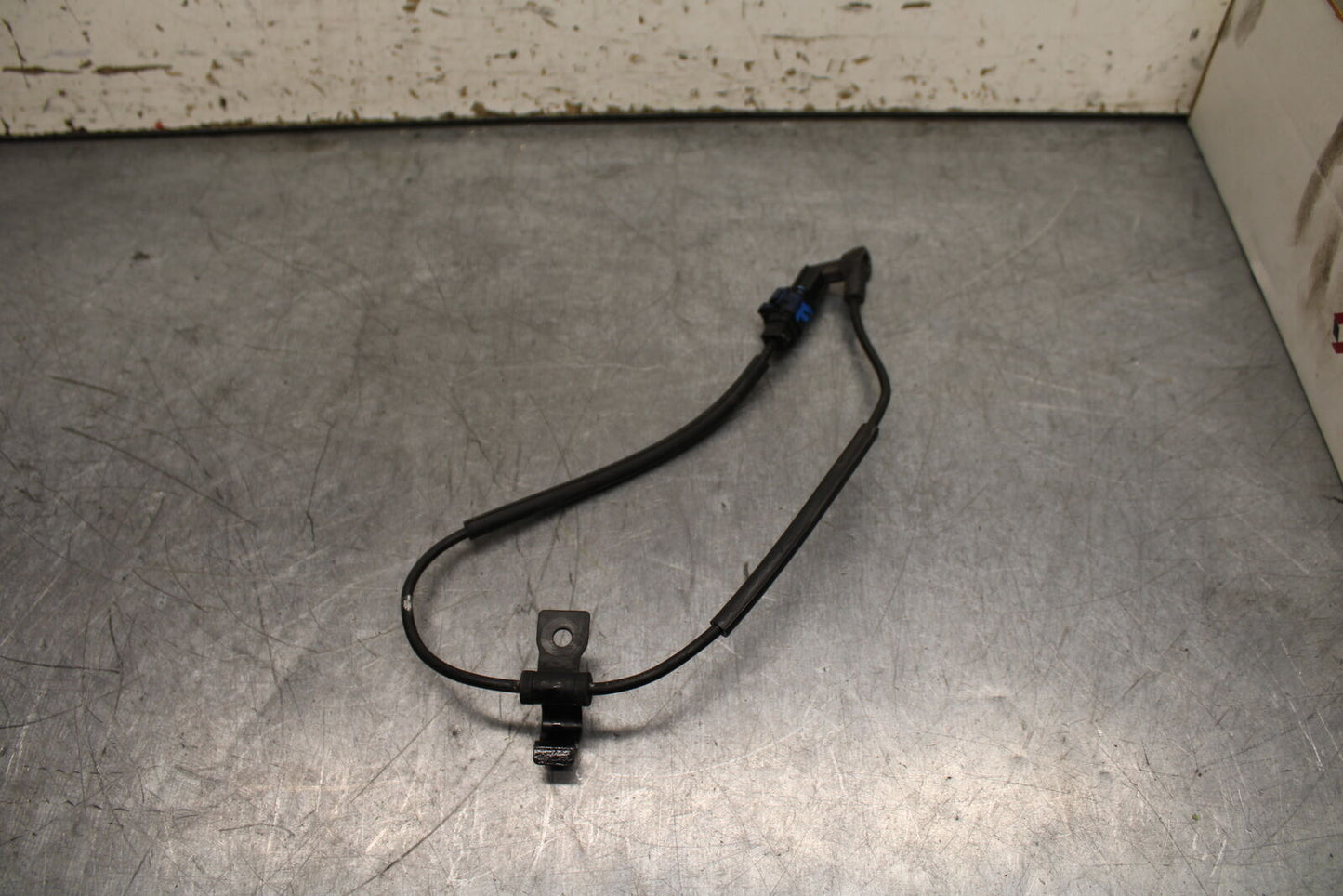 19-22 KAWASAKI Z400 FRONT ABS BRAKE SENSOR BB738