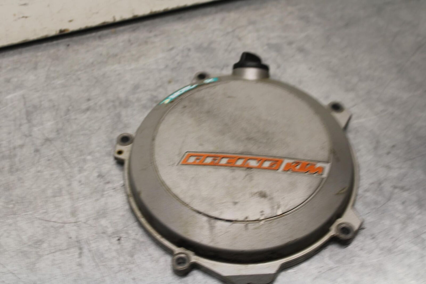 13 KTM 350 SXF ENGINE MOTOR SIDE CLUTCH COVER BB104