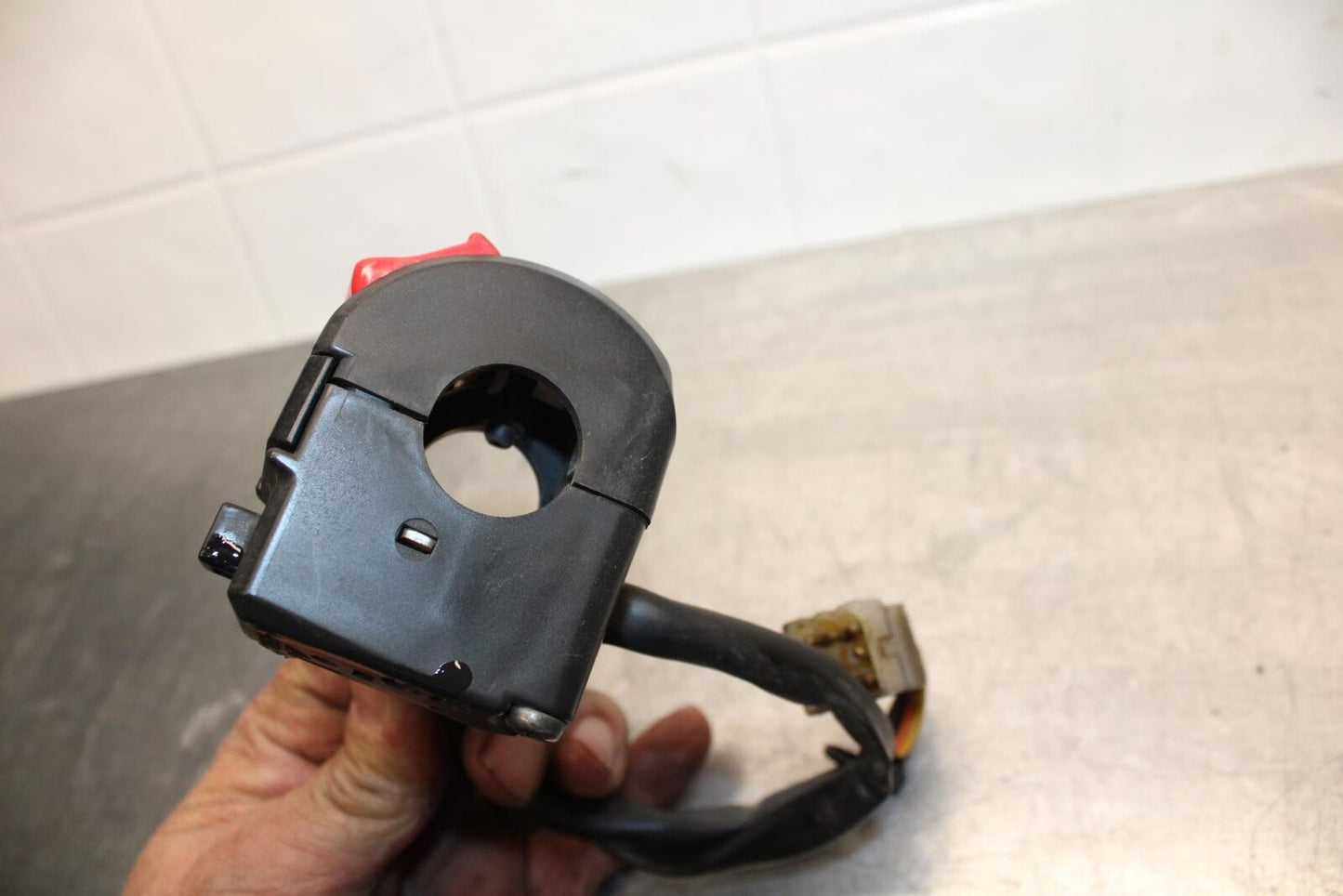 07-11 KTM 990 SUPER DUKE RIGHT CLIP ON HANDLE KILL OFF START SWITCH BB578