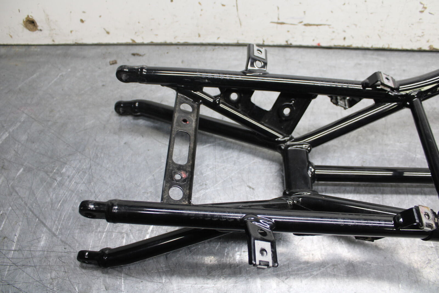 08-10 DUCATI 848 REAR SUBFRAME BACK SUB FRAME BB705