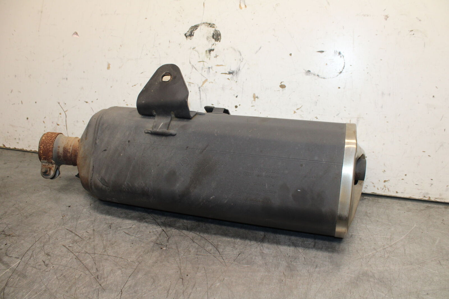 19-22 KAWASAKI Z400 EXHAUST PIPE MUFFLER SLIP ON CAN SILENCER BB738
