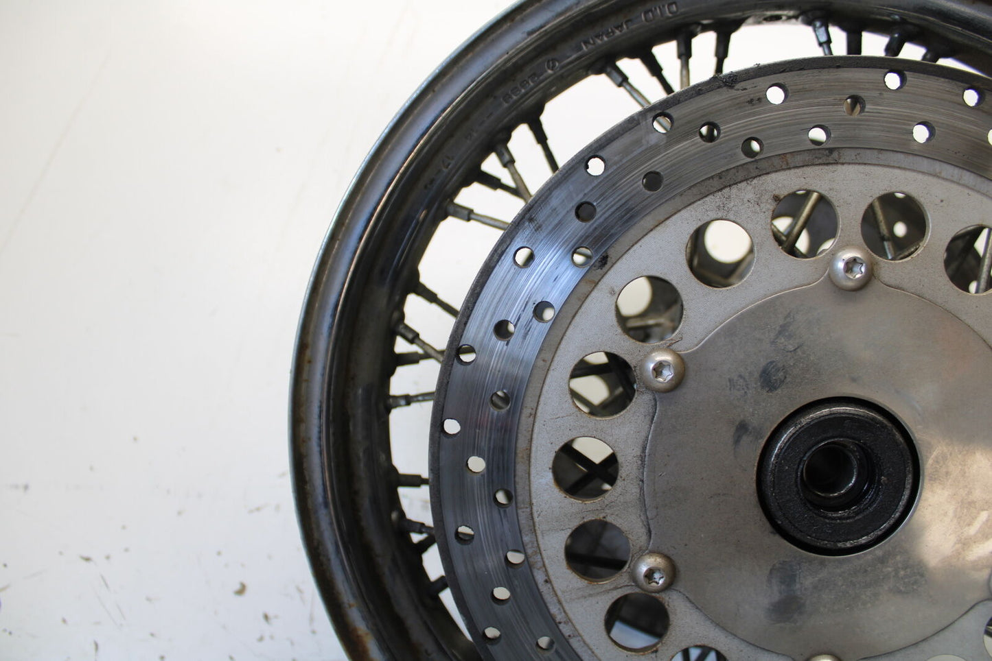 99-00 YAMAHA V STAR 1100 FRONT WHEEL FRONT RIM BB711