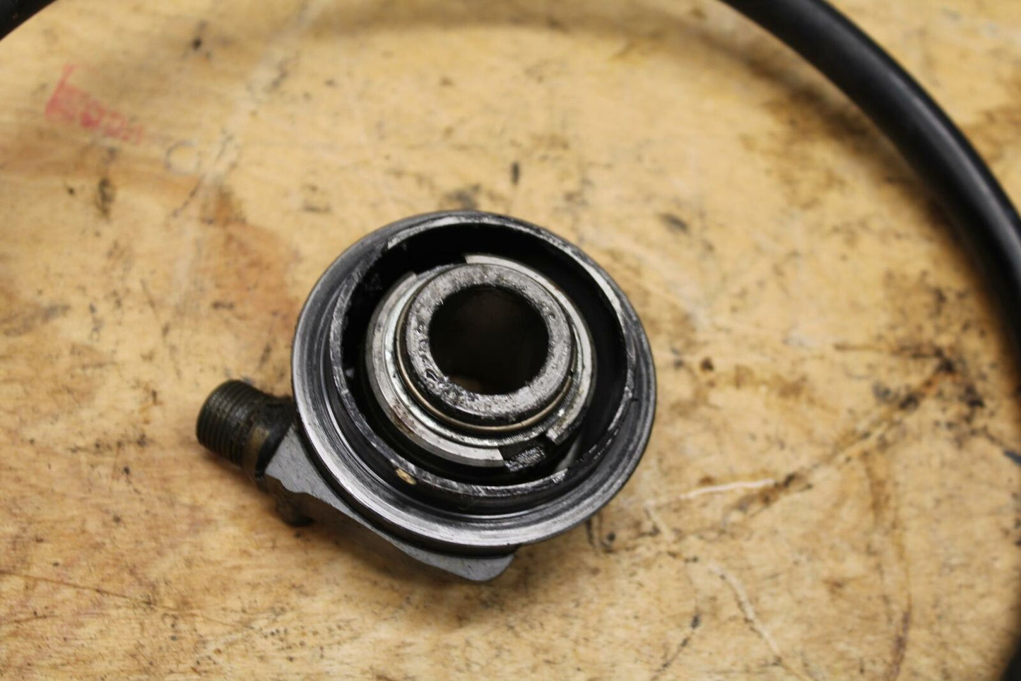 91-93 YAMAHA FZR1000 SPEEDOMETER DRIVE GEAR W/CABLE BB339