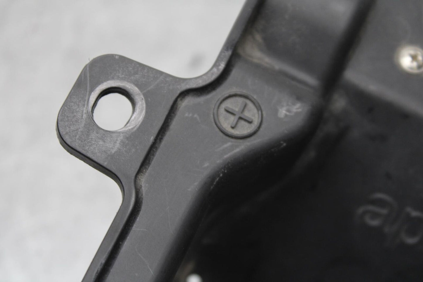 20-23 APRILIA RS660 RBATTERY TRAY PLASTIC BB643