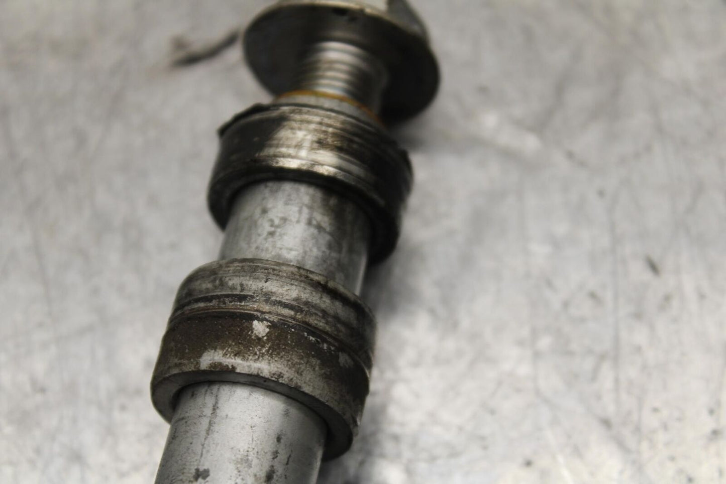 01-06 HONDA CBR600F4I FRONT WHEEL RIM AXLE PIVOT BOLT 44301-MBW-E11 BB626