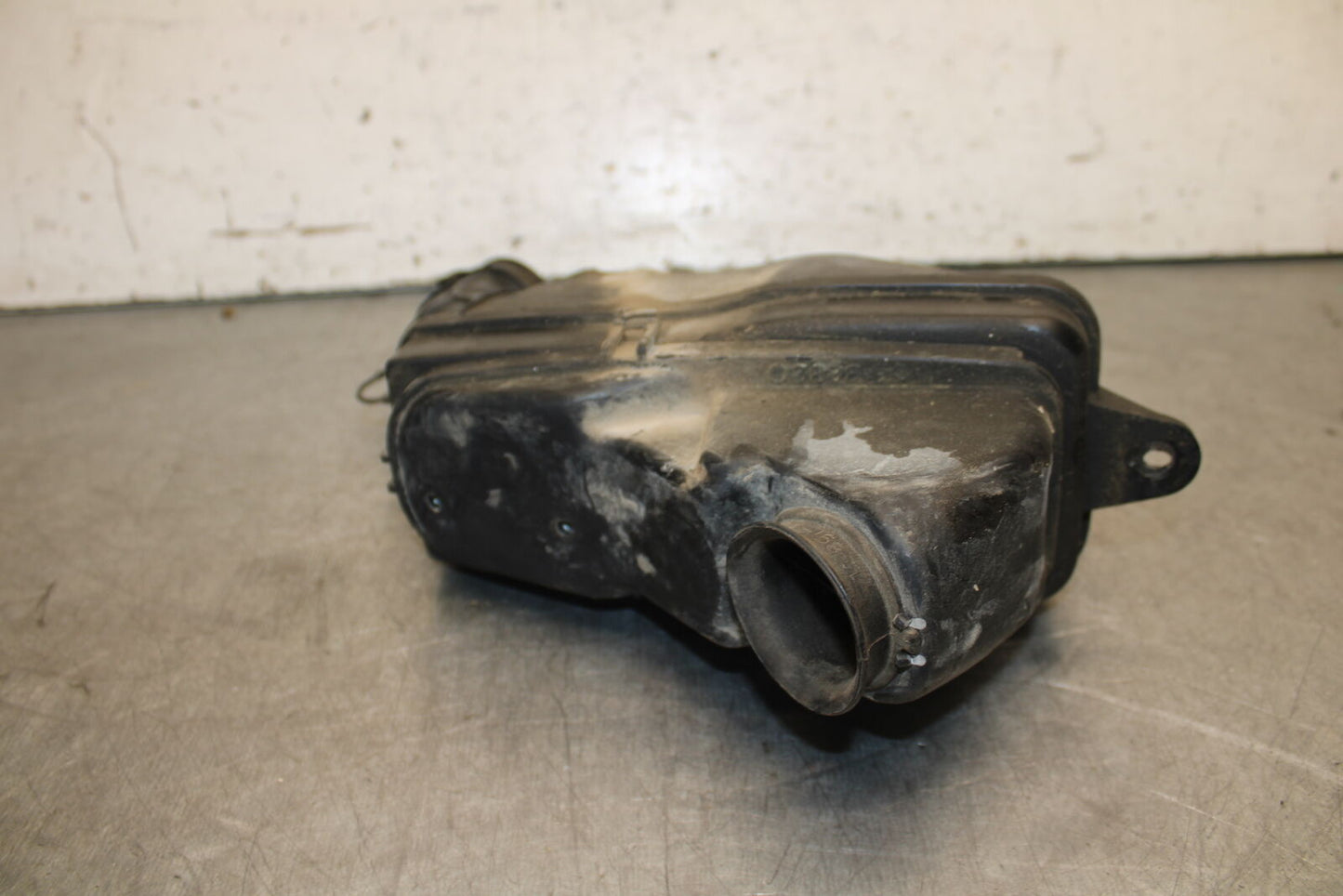 87-03 SUZUKI INTRUDER 1400 VS1400GLP AIRBOX AIR INTAKE FILTER BOX BB702
