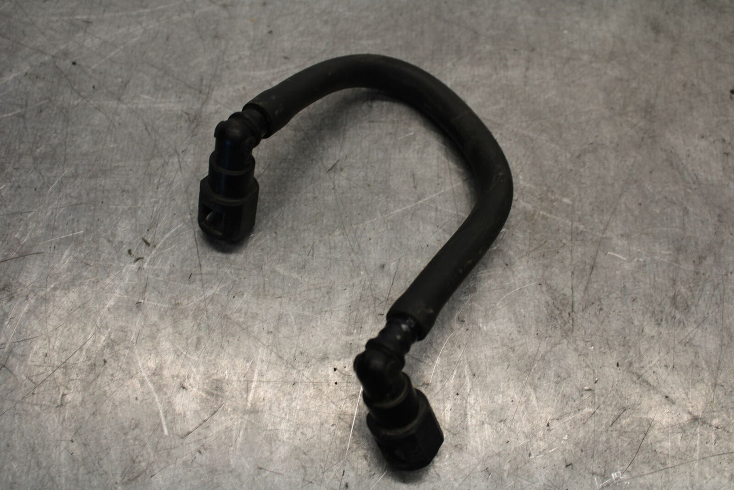 04-05 SUZUKI GSXR600 FUEL HOSE GAS LINE TUBE PIPE 15810-18G00 BB658