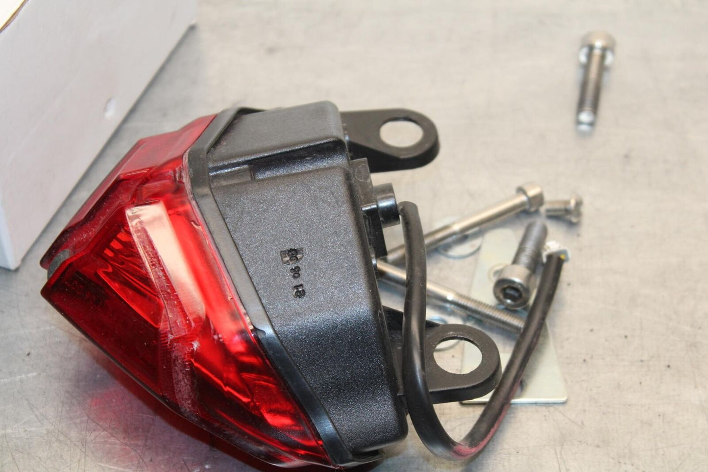 2008 Ducati 1098 REAR TAIL TAILLIGHT BACK BRAKE LIGHT BB581
