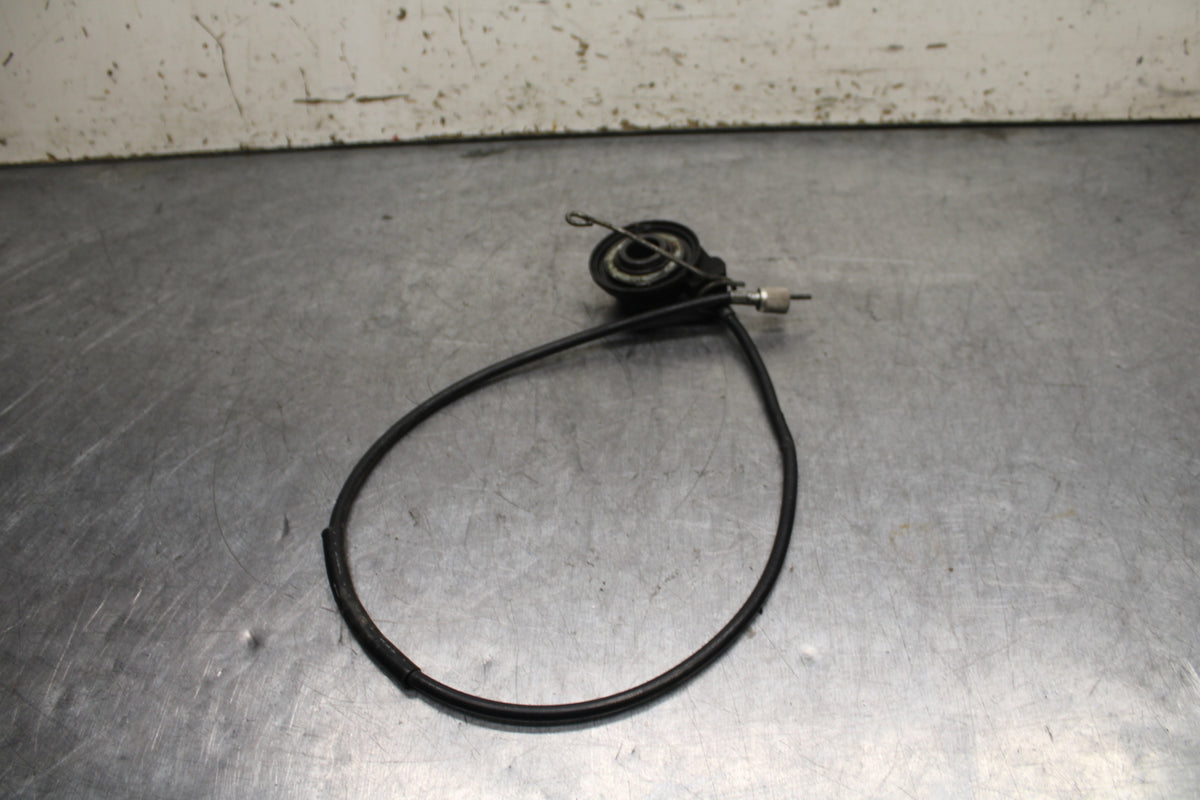 93 SUZUKI GSXR750W SPEED DRIVE GEAR HUB with CABLE BB112