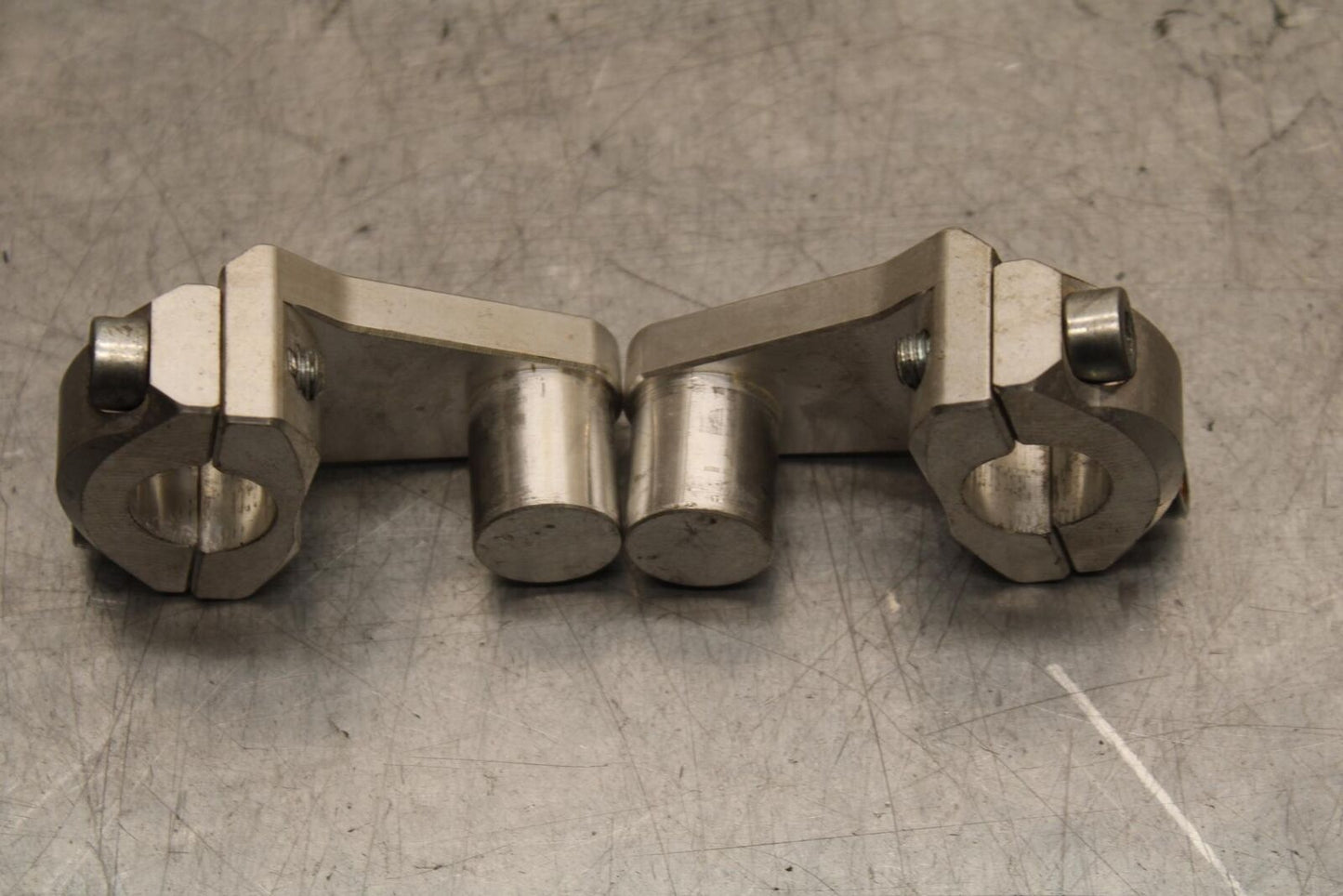 1997 Suzuki Bandit 1200 GSF1200S HANDLEBAR RISERS BB559
