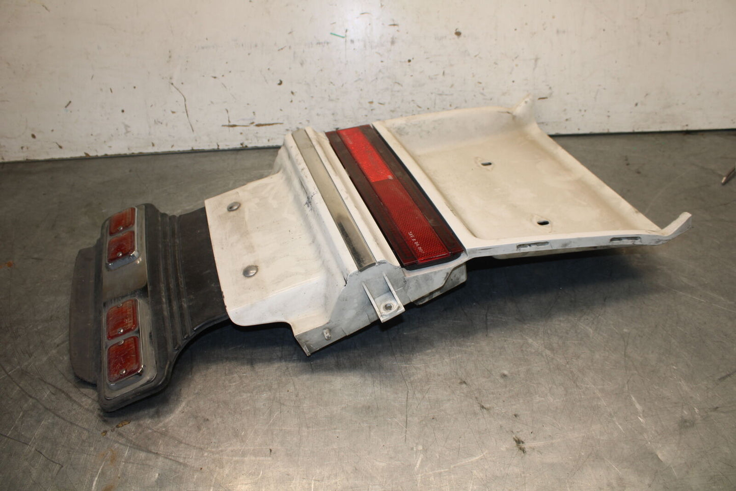 93-00 HONDA GOLDWING 1500 GL1500SE REAR BACK WHEEL FENDER MUD GUARD BB700