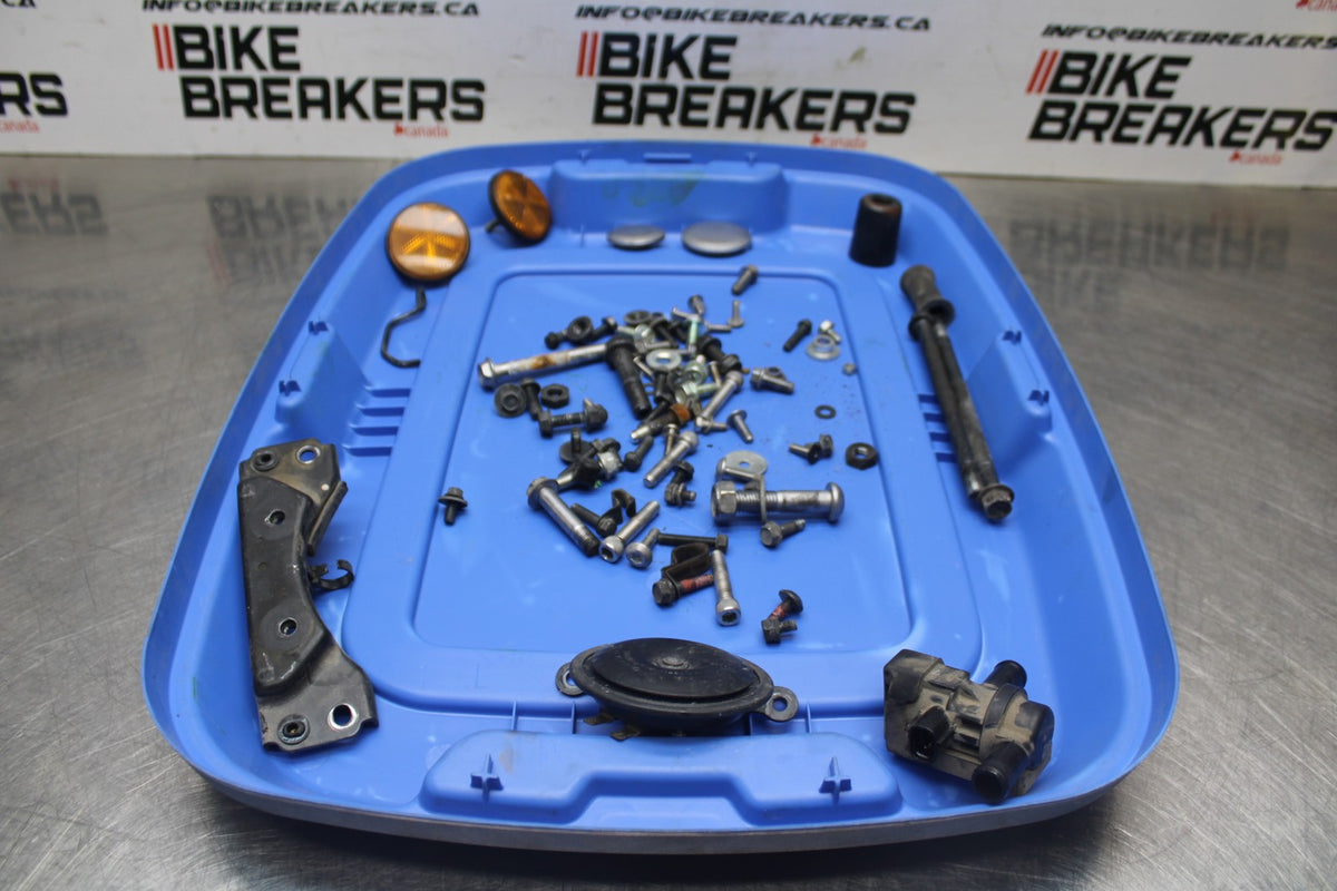 07 KAWASAKI NINJA 650 EX650 MOUNTING BOLTS HARDWARE SCREWS BB844